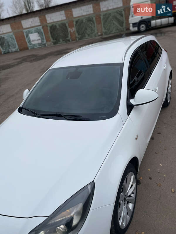 Универсал Opel Insignia 2016 в Черкассах
