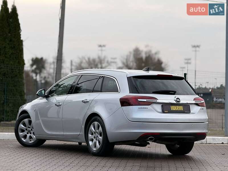 Универсал Opel Insignia 2016 в Киеве
