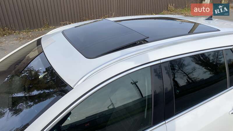 Универсал Opel Insignia 2012 в Киеве