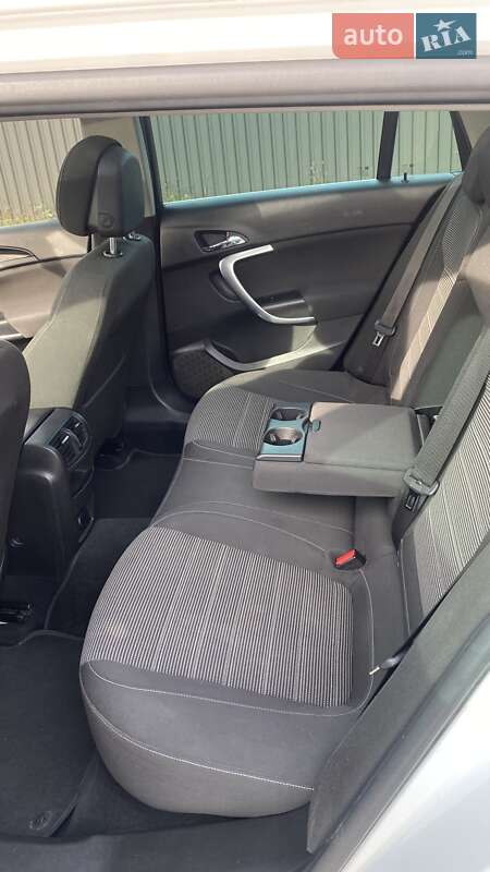 Универсал Opel Insignia 2012 в Киеве