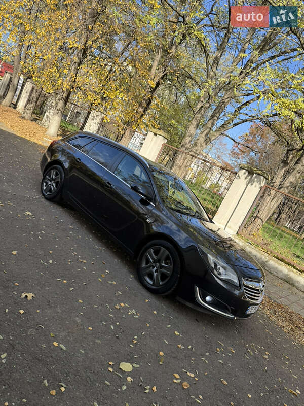 Универсал Opel Insignia 2014 в Черновцах