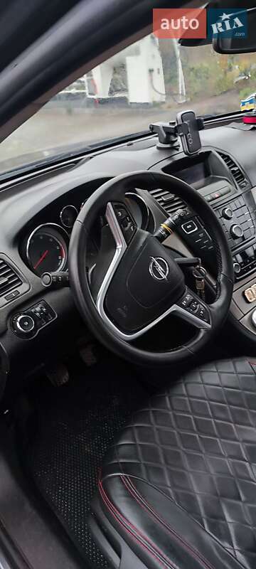 Универсал Opel Insignia 2012 в Почаеве фото 11 Универсал Opel Insignia 2012 в Почаеве