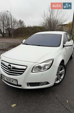 Седан Opel Insignia 2012 в Днепре