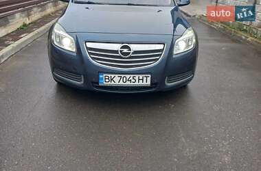 Универсал Opel Insignia 2009 в Ровно