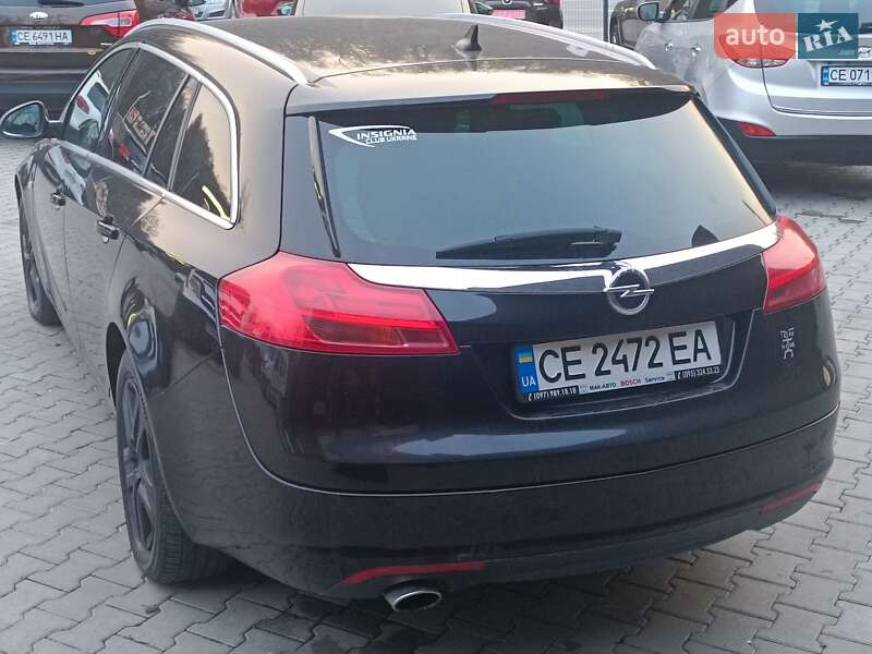 Універсал Opel Insignia 2009 в Чернівцях