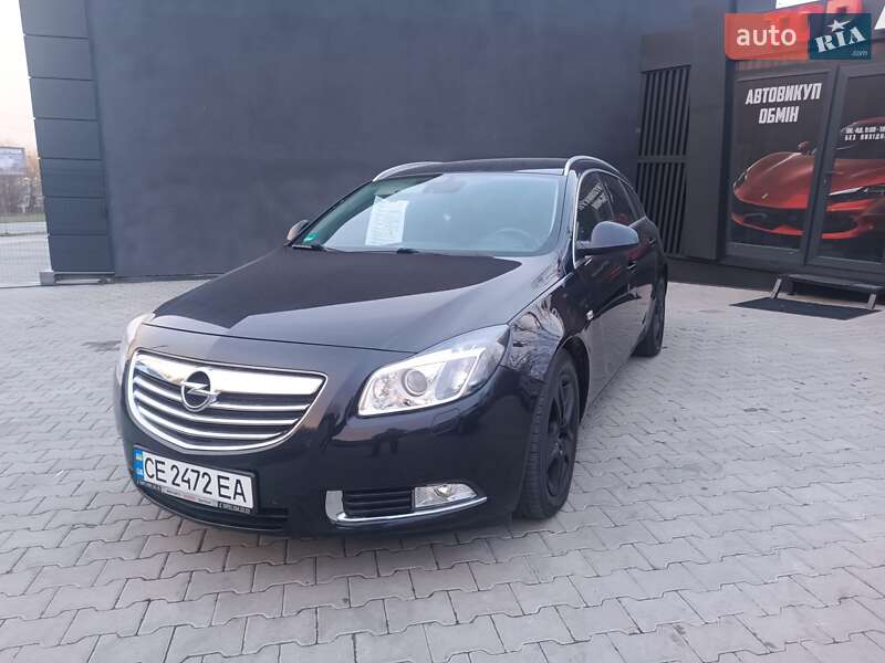Універсал Opel Insignia 2009 в Чернівцях