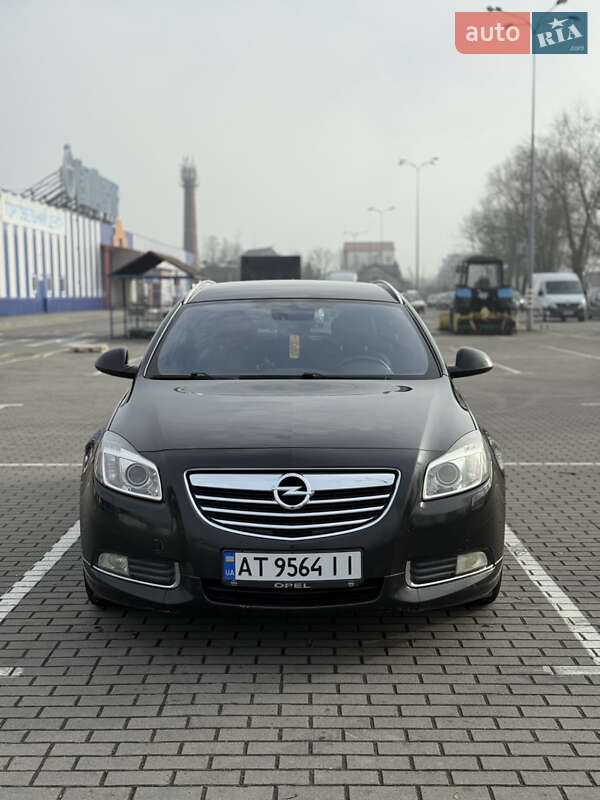 Универсал Opel Insignia 2010 в Коломые