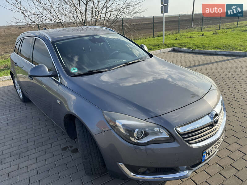 Универсал Opel Insignia 2015 в Измаиле