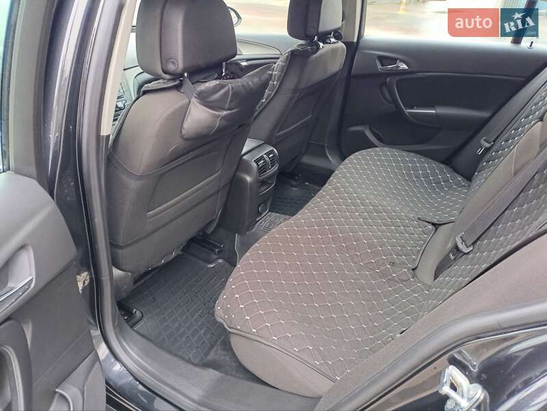 Универсал Opel Insignia 2010 в Тернополе