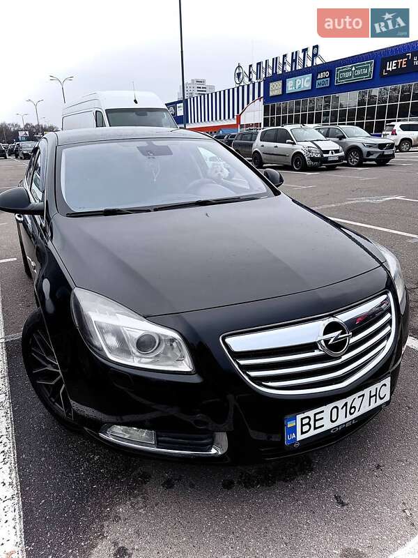 Седан Opel Insignia 2011 в Хмельницком