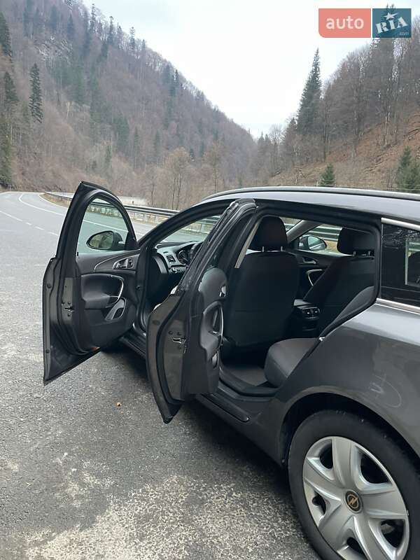 Универсал Opel Insignia 2009 в Ивано-Франковске