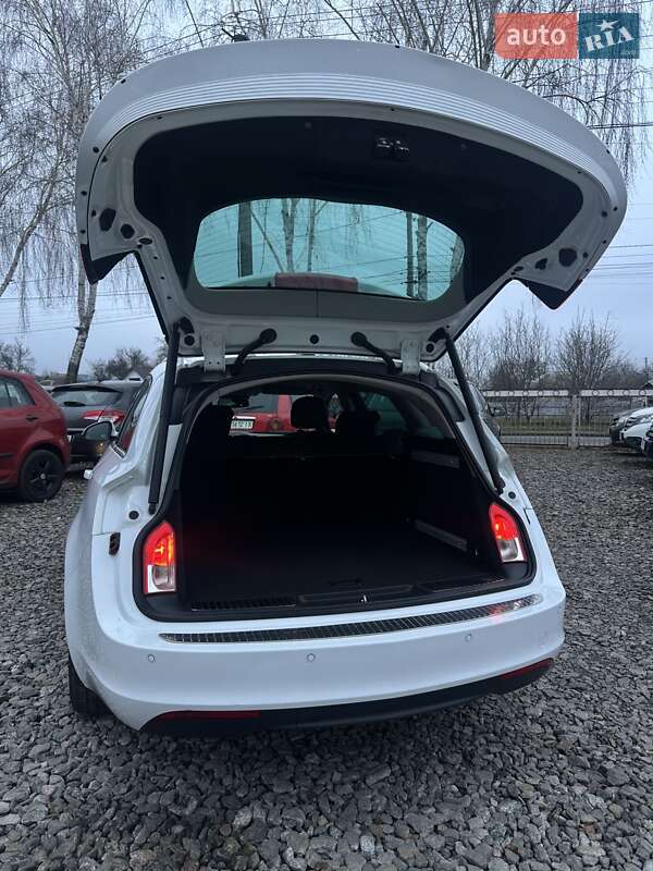 Универсал Opel Insignia 2014 в Смеле