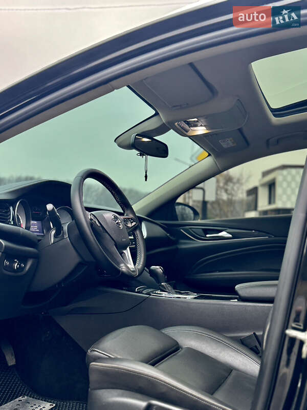 Универсал Opel Insignia 2018 в Ужгороде