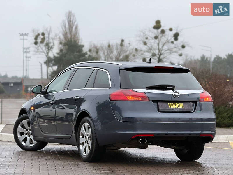 Універсал Opel Insignia 2009 в Києві