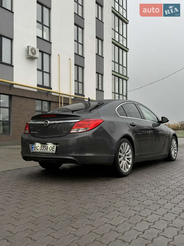 Лифтбек Opel Insignia 2009 в Сокале