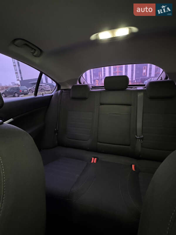 Лифтбек Opel Insignia 2009 в Сокале