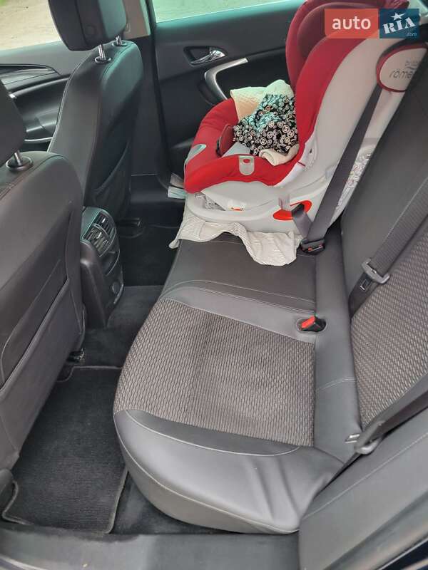 Универсал Opel Insignia 2015 в Каменском