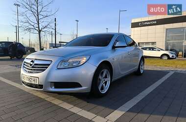 Седан Opel Insignia 2009 в Мукачево