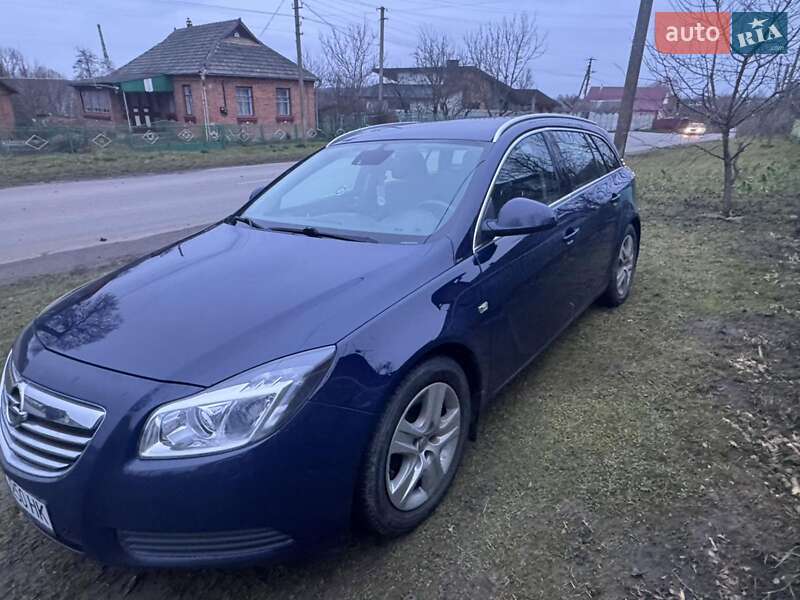 Универсал Opel Insignia 2010 в Хмельницком