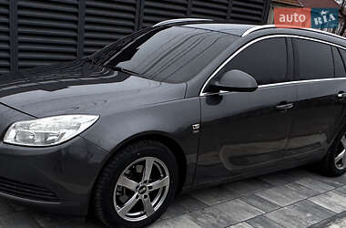 Універсал Opel Insignia 2010 в Миколаєві