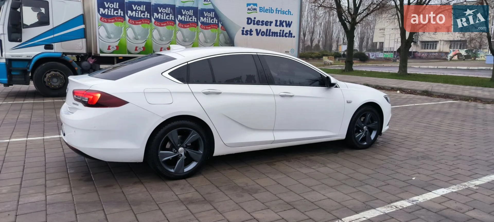 2017 Opel Insignia - мініатюра 4
