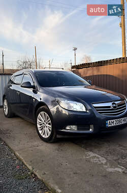 Универсал Opel Insignia 2009 в Емильчине