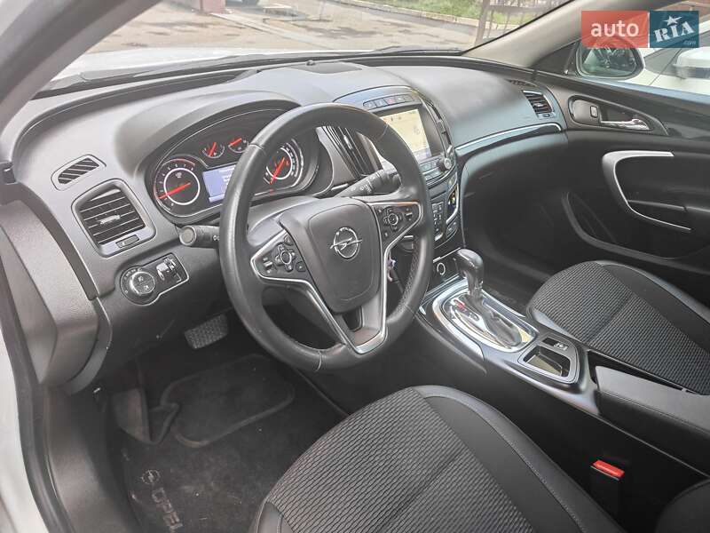 Седан Opel Insignia 2016 в Киеве фото 3 Седан Opel Insignia 2016 в Киеве