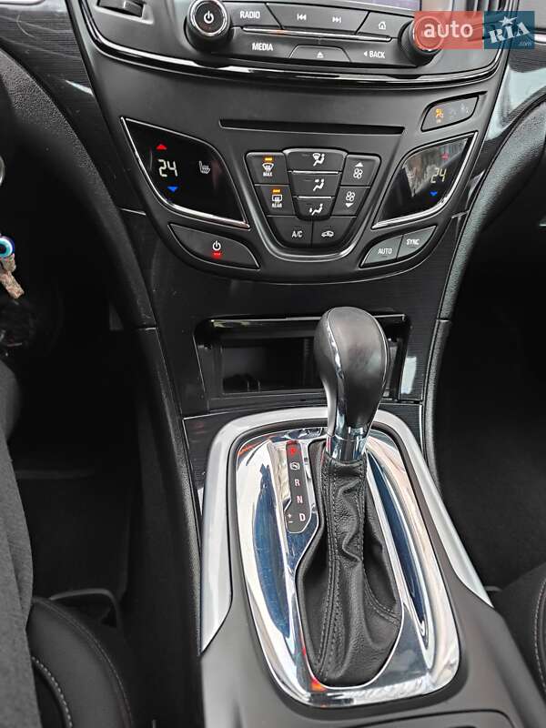 Седан Opel Insignia 2016 в Киеве фото 4 Седан Opel Insignia 2016 в Киеве