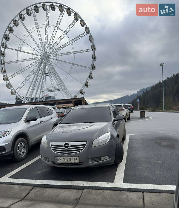 Універсал Opel Insignia 2012 в Рівному