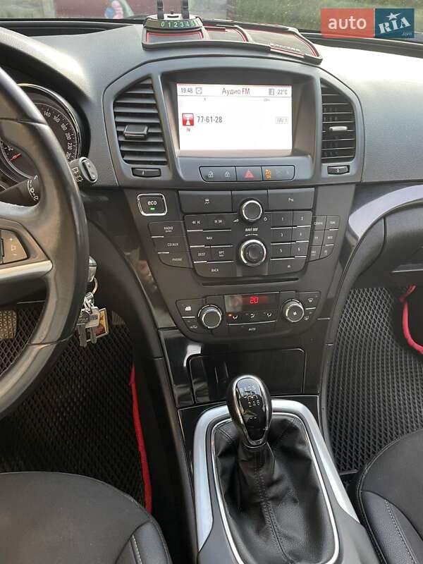 Универсал Opel Insignia 2012 в Долине фото 16 Универсал Opel Insignia 2012 в Долине