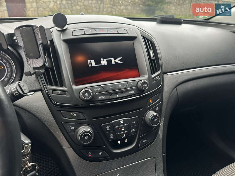 Седан Opel Insignia 2014 в Івано-Франківську