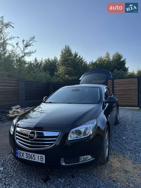 Ліфтбек Opel Insignia 2012 в Нетішині