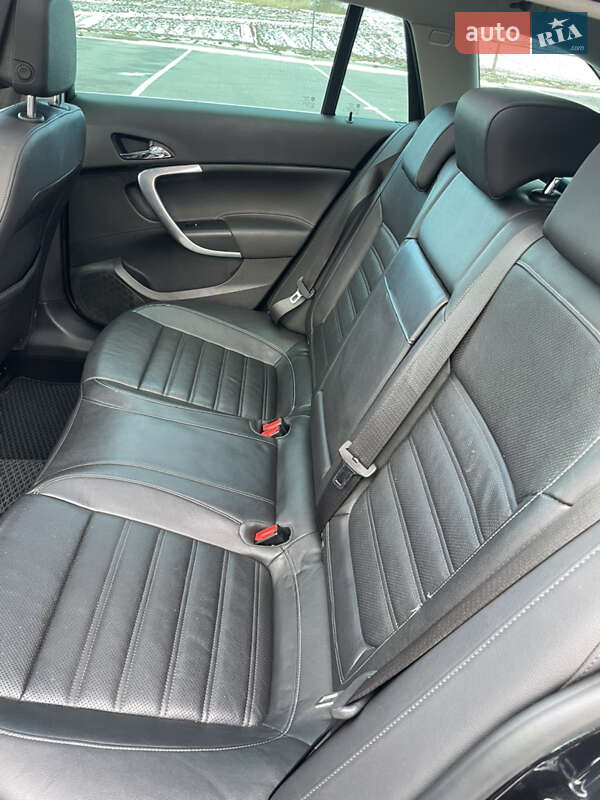 Універсал Opel Insignia 2012 в Горохові