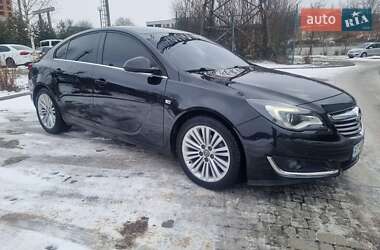 Седан Opel Insignia 2014 в Івано-Франківську