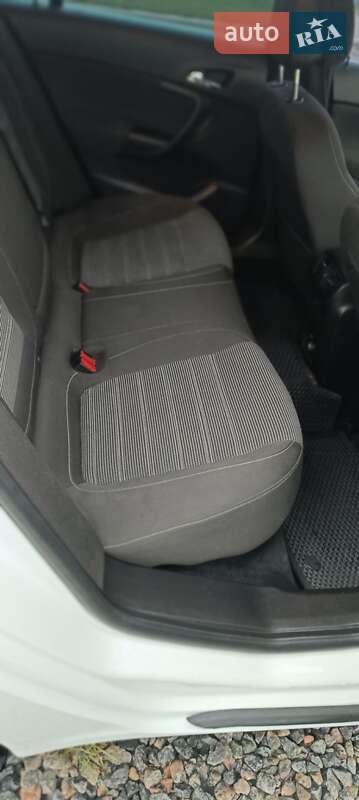 Універсал Opel Insignia 2016 в Дніпрі