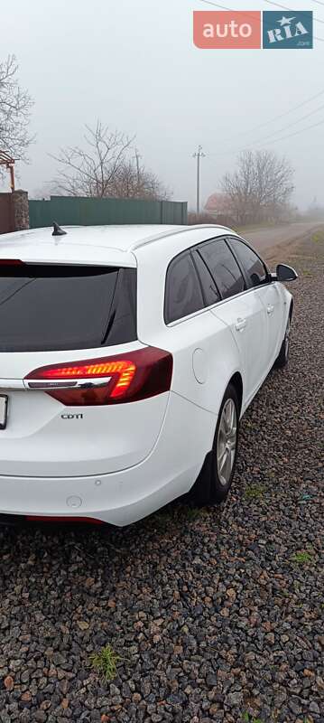 Універсал Opel Insignia 2016 в Дніпрі