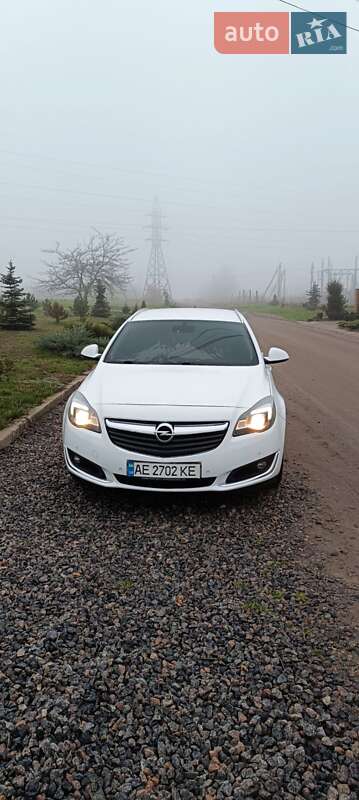 Універсал Opel Insignia 2016 в Дніпрі