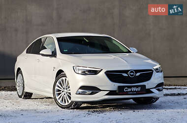 Седан Opel Insignia 2019 в Луцке
