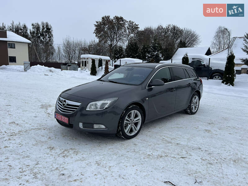 Универсал Opel Insignia 2011 в Бродах