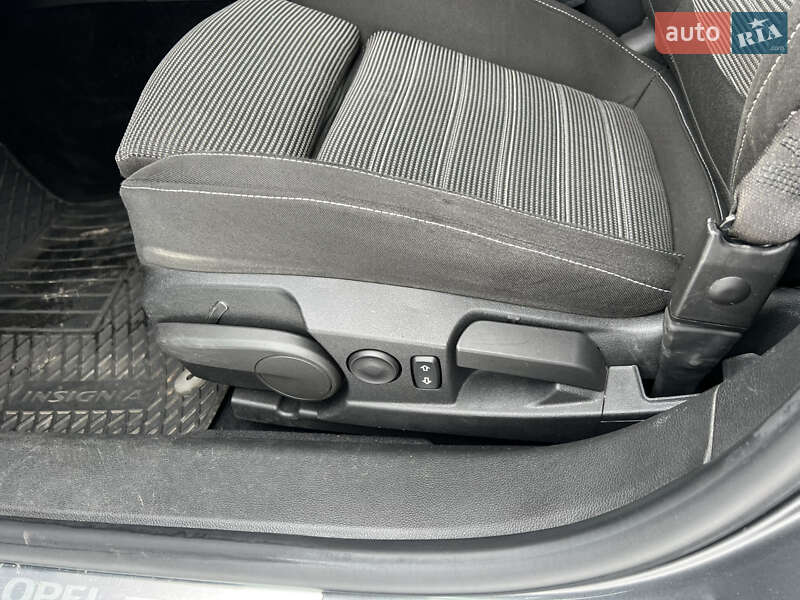 Универсал Opel Insignia 2011 в Бродах