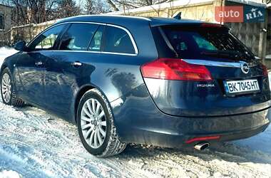 Універсал Opel Insignia 2009 в Рівному