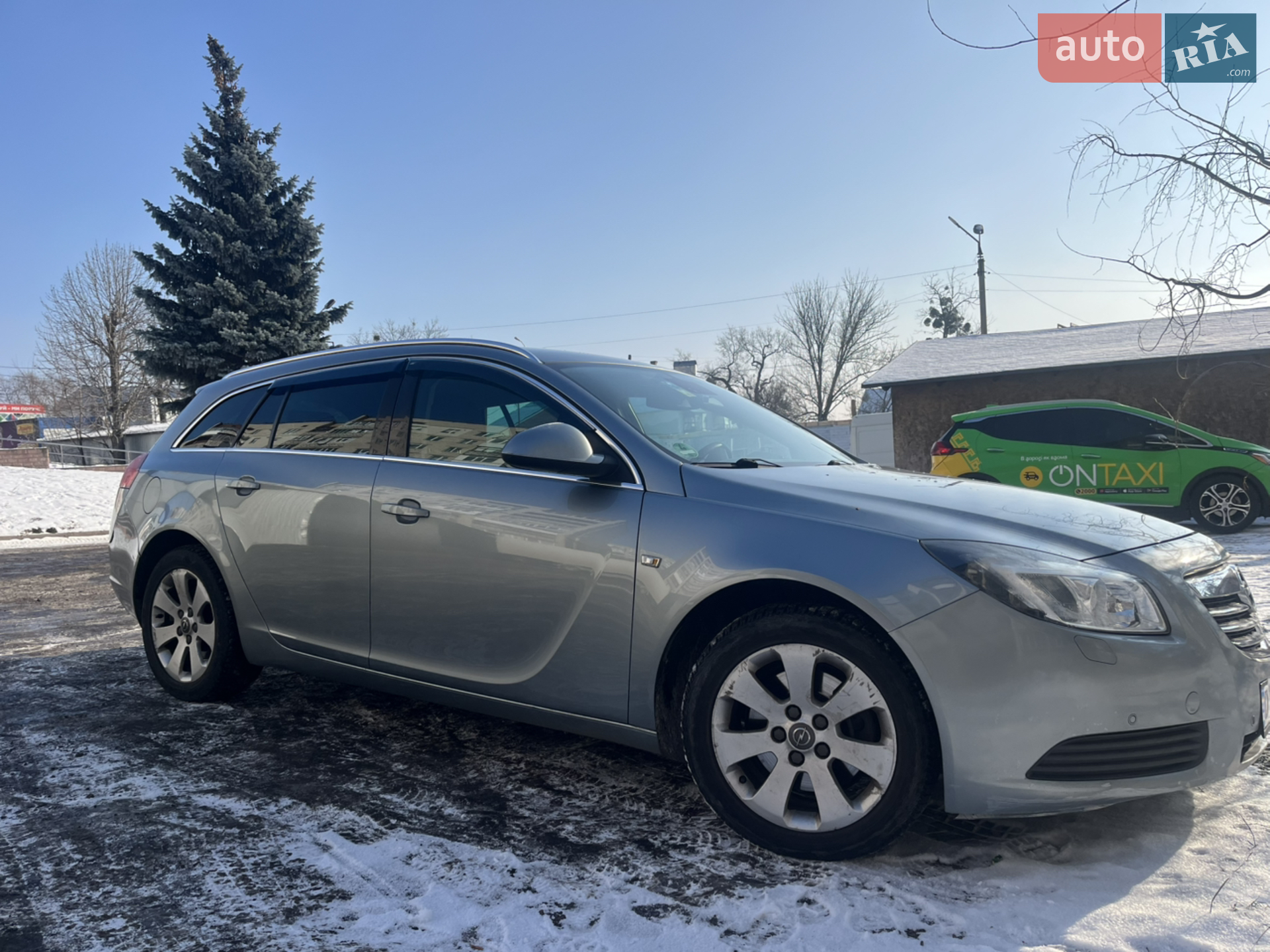 2010 Opel Insignia - мініатюра 11