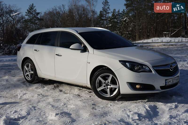 Универсал Opel Insignia 2015 в Коростышеве