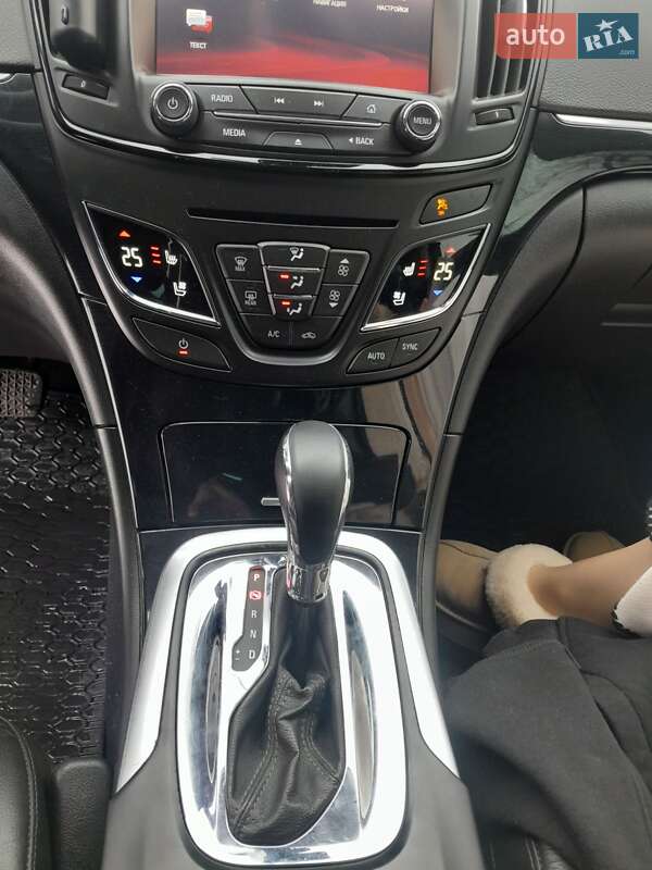 Универсал Opel Insignia 2015 в Рогатине