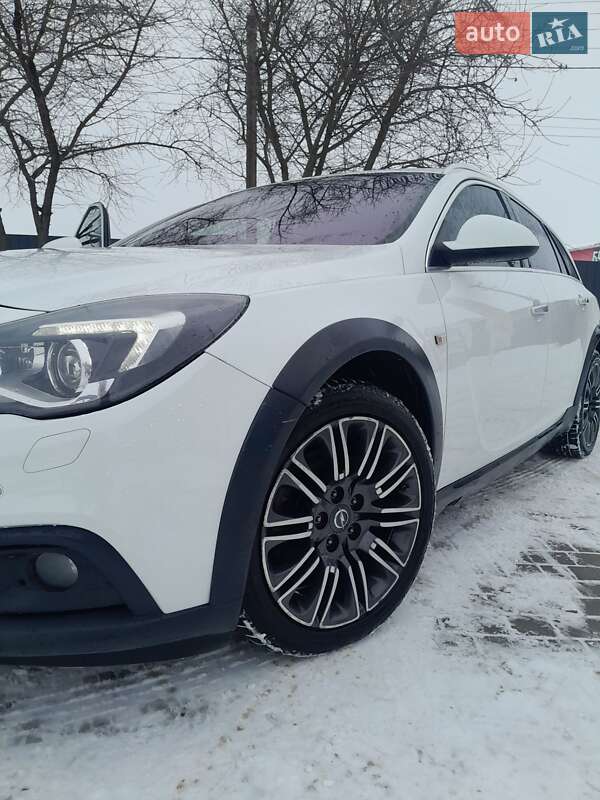 Универсал Opel Insignia 2015 в Рогатине