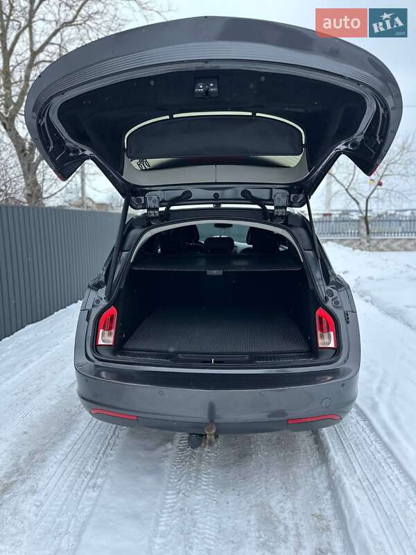Универсал Opel Insignia 2011 в Бучаче