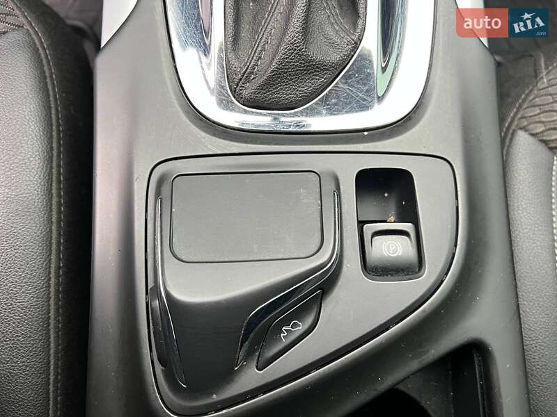 Универсал Opel Insignia 2015 в Львове фото 30 Универсал Opel Insignia 2015 в Львове