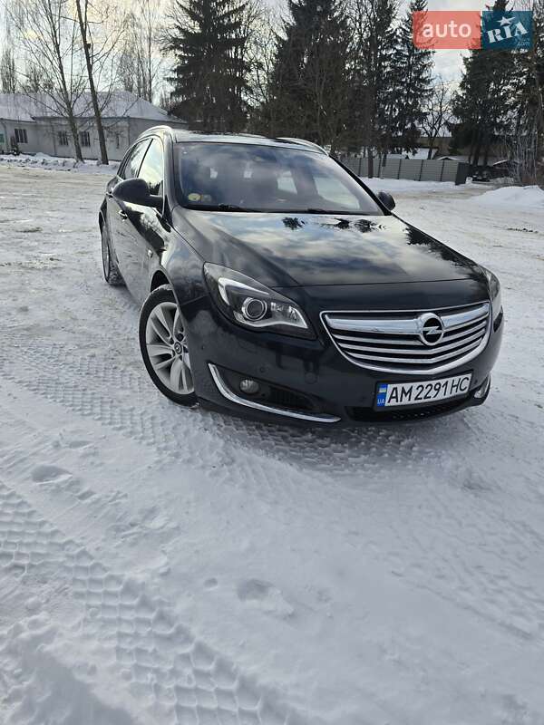 Универсал Opel Insignia 2014 в Звягеле фото Универсал Opel Insignia 2014 в Звягеле
