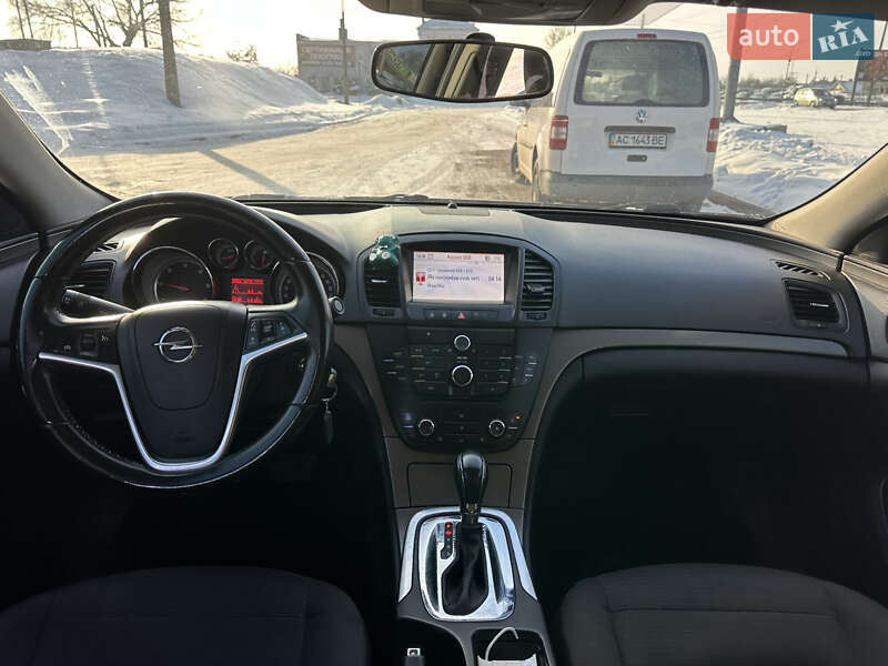 Седан Opel Insignia 2013 в Владимире