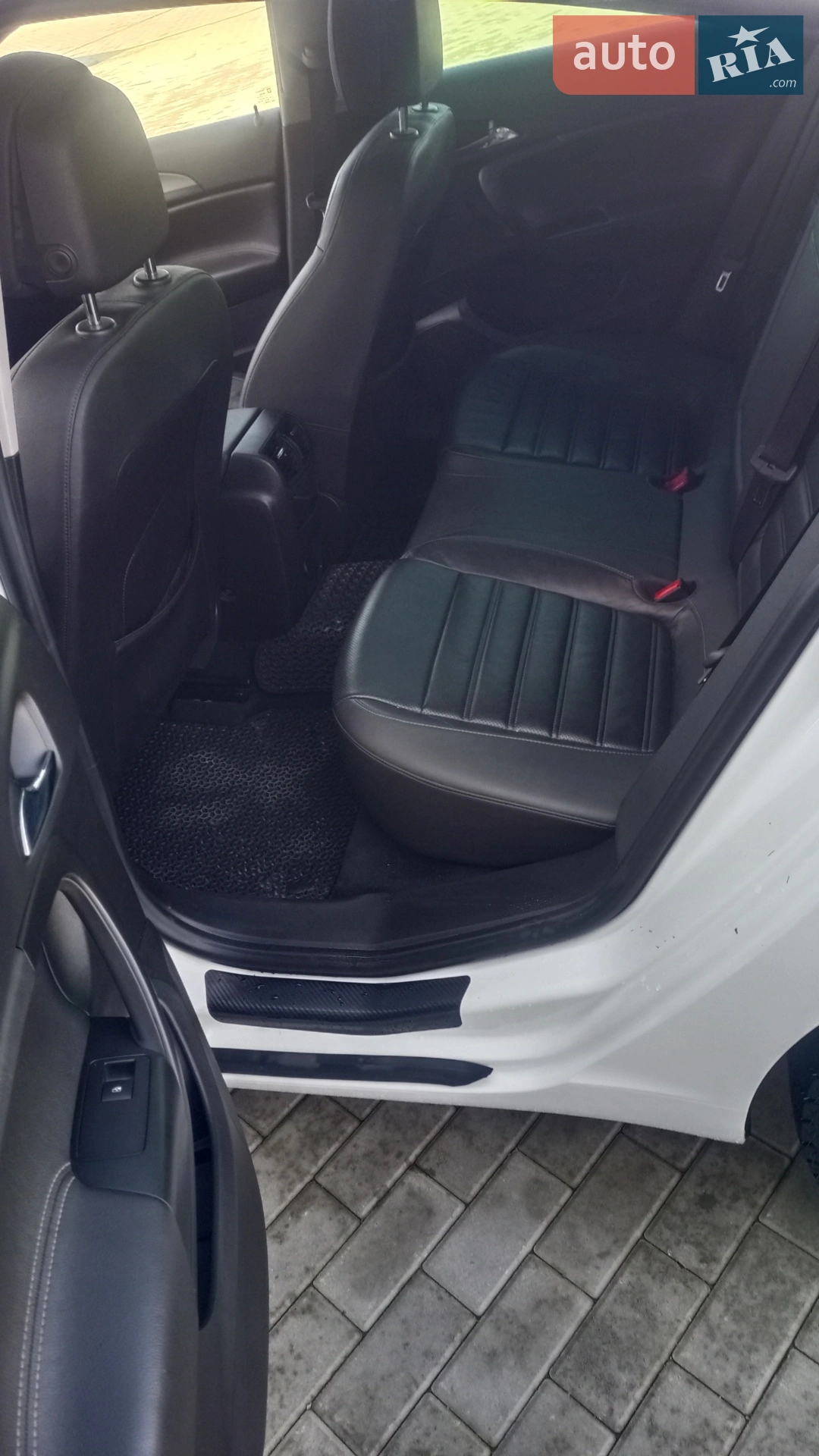 2016 Opel Insignia - мініатюра 12